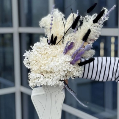 Композиция из сухоцветов 